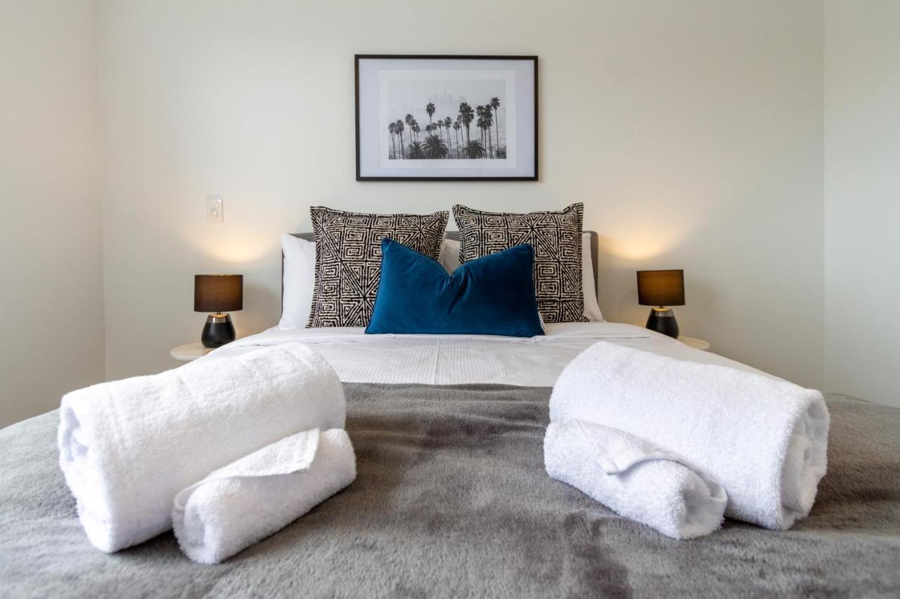 شقة Upper Riccarton Dream - 2 Bed 2 Bath W/Carpark كريستتشيرش المظهر الخارجي الصورة